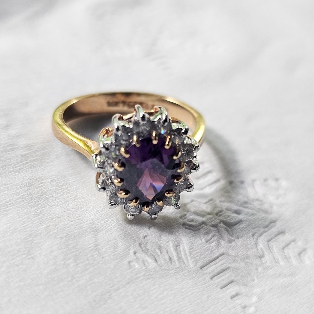 Elegant Purple and Gold Ring